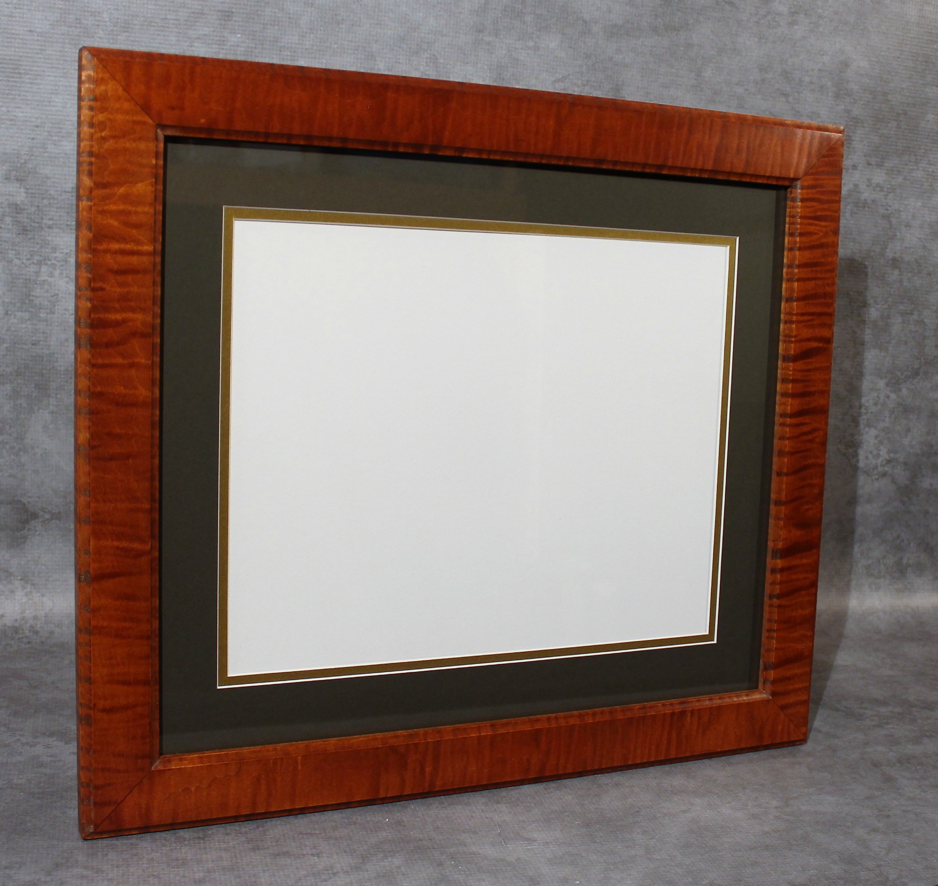 Make by yourself a frame of frames !